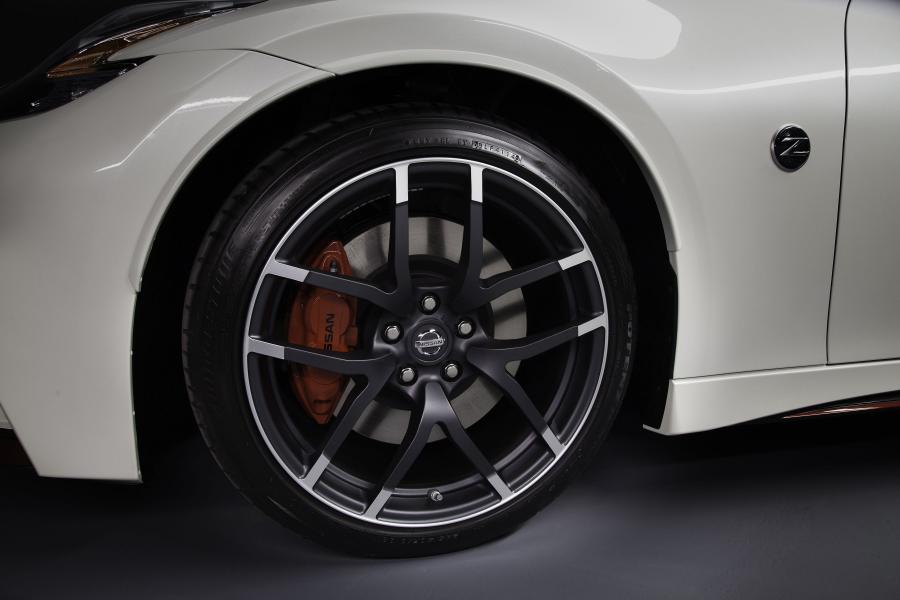 Колеса Nissan 370Z Nismo Roadster Concept (Z34) 2015 года  (фото 10 из 21)